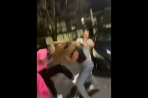 Hood Girl  Fight In Class