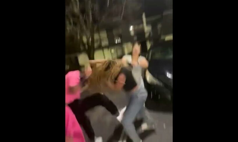 Hood Girl  Fight In Class