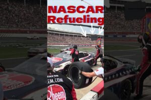 Nascar vs. Formula 1 pit stop #car #motorsport #awesome