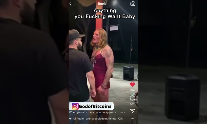 Foo Almost Gets Knocked Out By Sissy Tranny Worldstar Street Fights Knockouts 2021