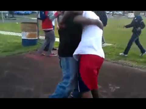 Hood fights guy gets beat down