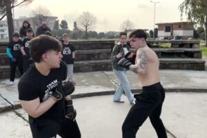 PACO BOXER vs  FATBOY !!! Street Fight !!!